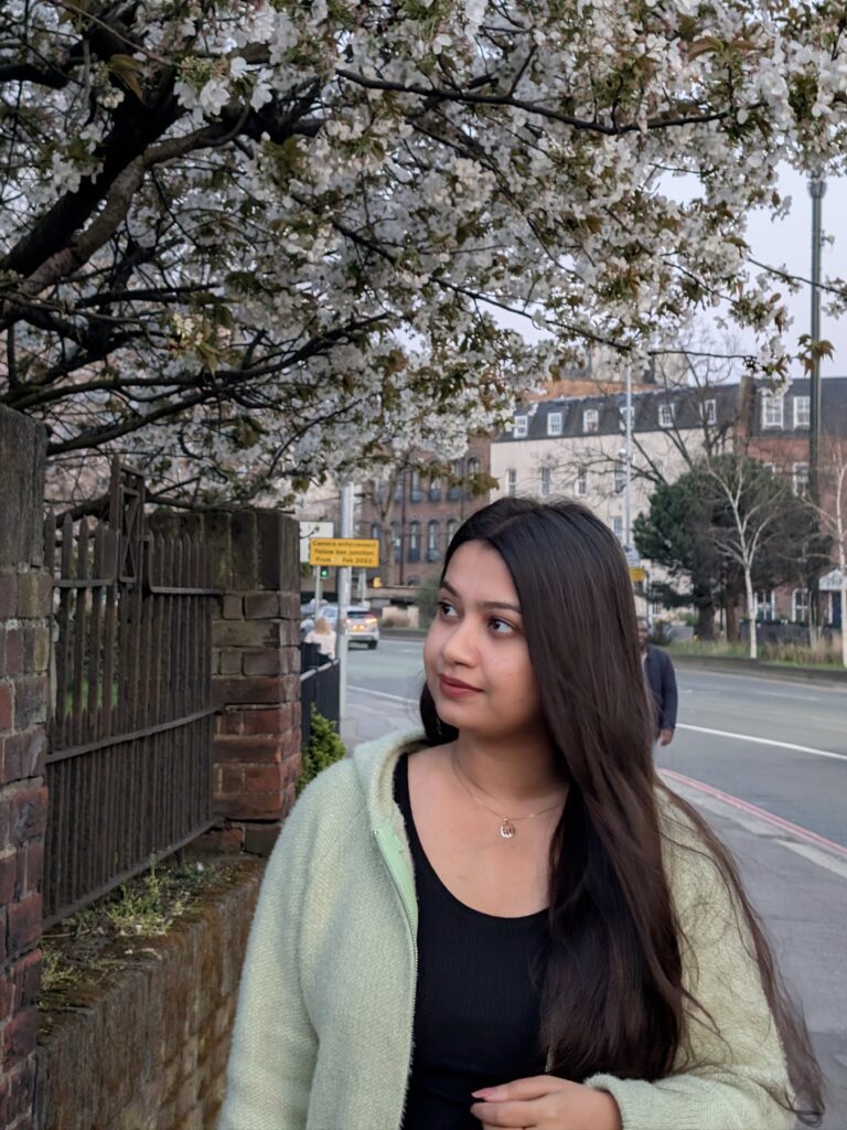 Me wearing Maybelline Sensational liquid lipstick Nude Nuance